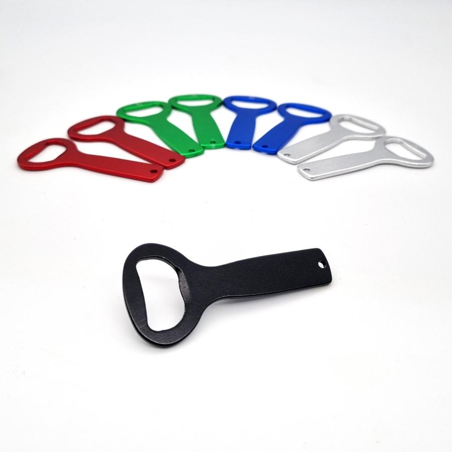 Klassischer Aluminium-Flaschenöffner in Silber, Grün, Rot, Blau und Schwarz