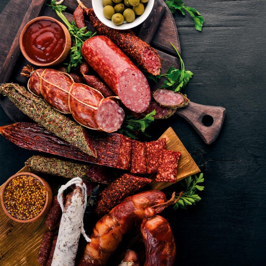 Innenseite Premium-Geschenkgutschein Metzgerei mit Fleisch- und Wurstsortiment, edel gestaltet