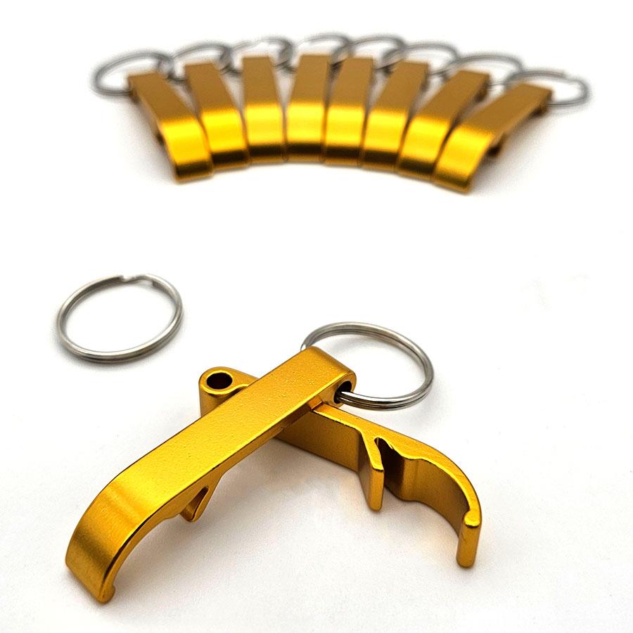Goldfarbener Schlüsselanhänger Flaschenöffner – kompakt und leicht