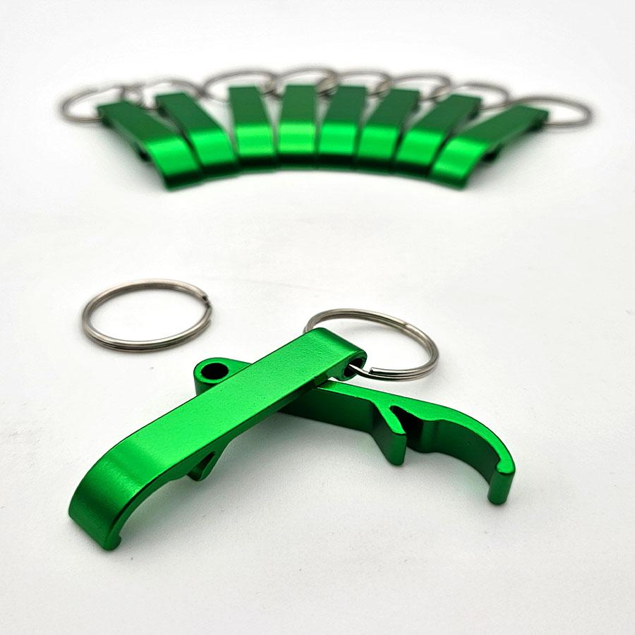 Grüner Aluminium Schlüsselanhänger Flaschenöffner – matt eloxiert