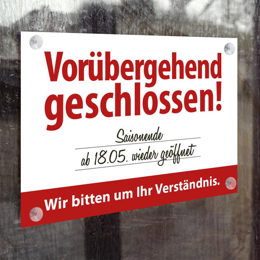 Beschriftetes Geschlossen-Schild: Saisonende