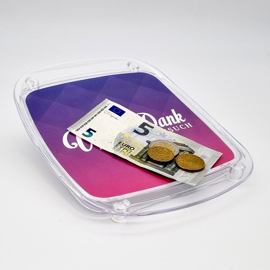 Lila Zahlteller, Kassierteller auf dem Bargeld und Münzen abgelegt werden