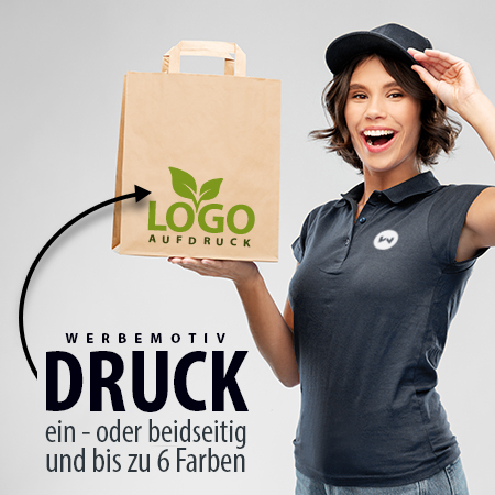 Eine Druckexpertin hlt eine braune Papiertragetasche in der Hand, die mit einem individuellen Logo bedruckt ist.